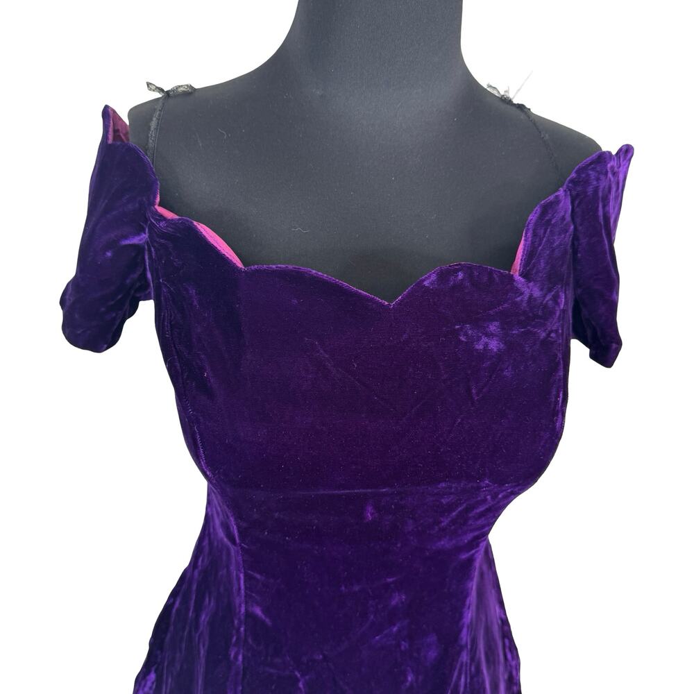 Vintage 80s Purple Velvet Dress Off Shoulder Scalloped Prom Goth Mini XS